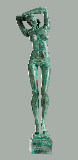 Figura femenina de bronce patinado. 2014